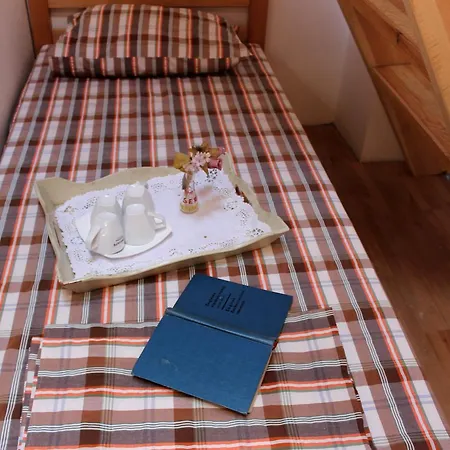 Bicycle Belgrade Hostel *